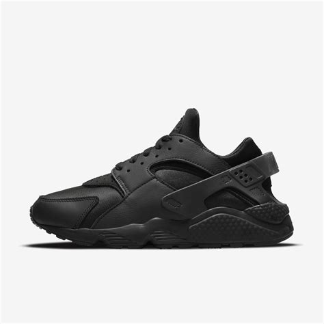 nike huarache triple black 2021